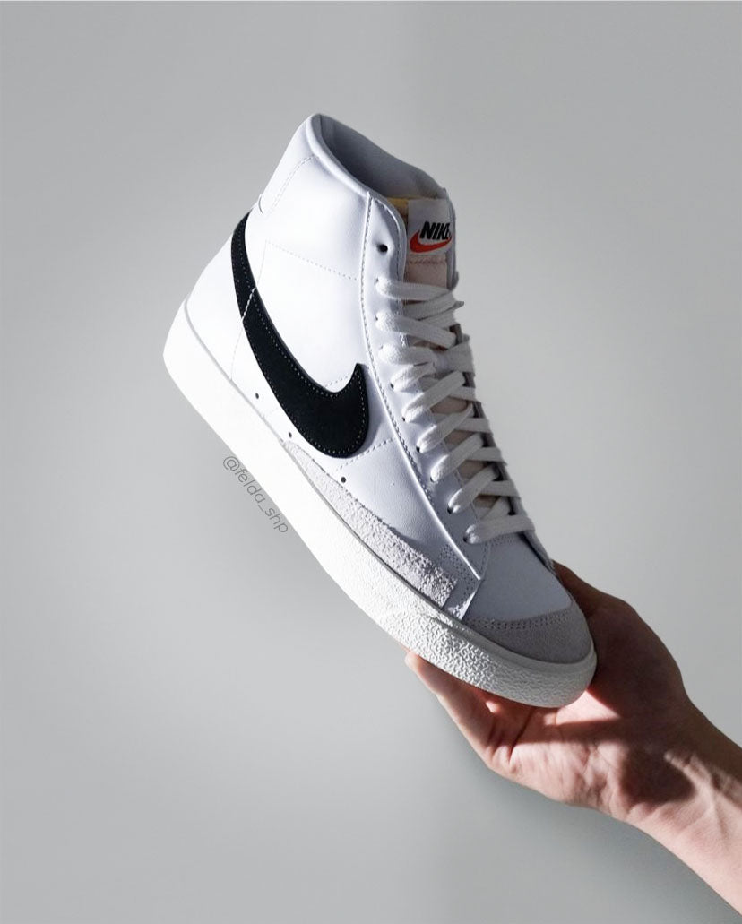 Nike Blazer Mid 77