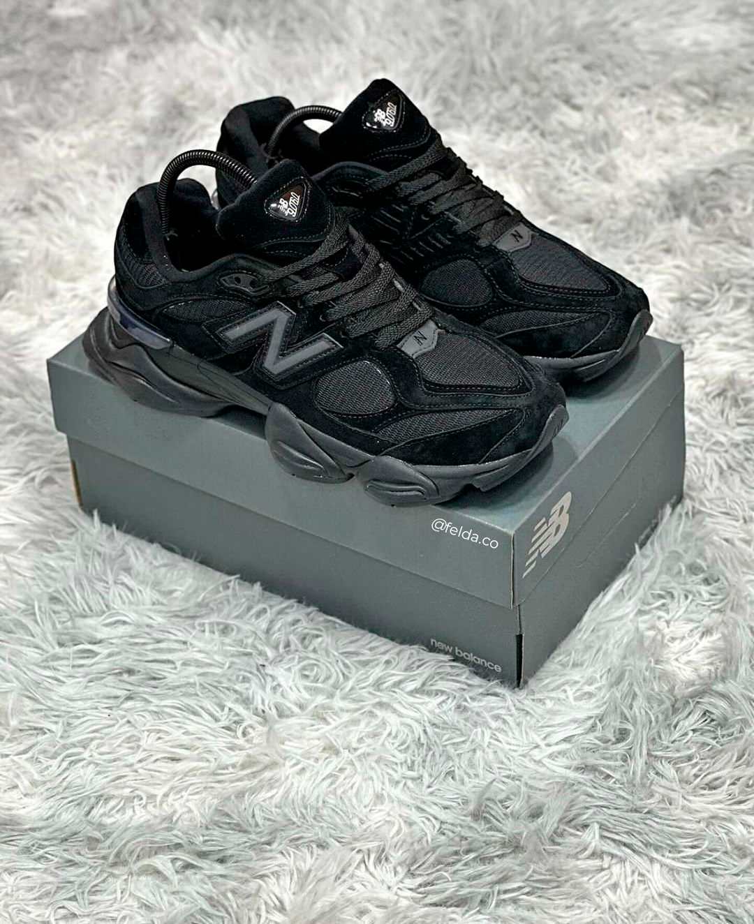 New Balance 9060 "Triple Black"