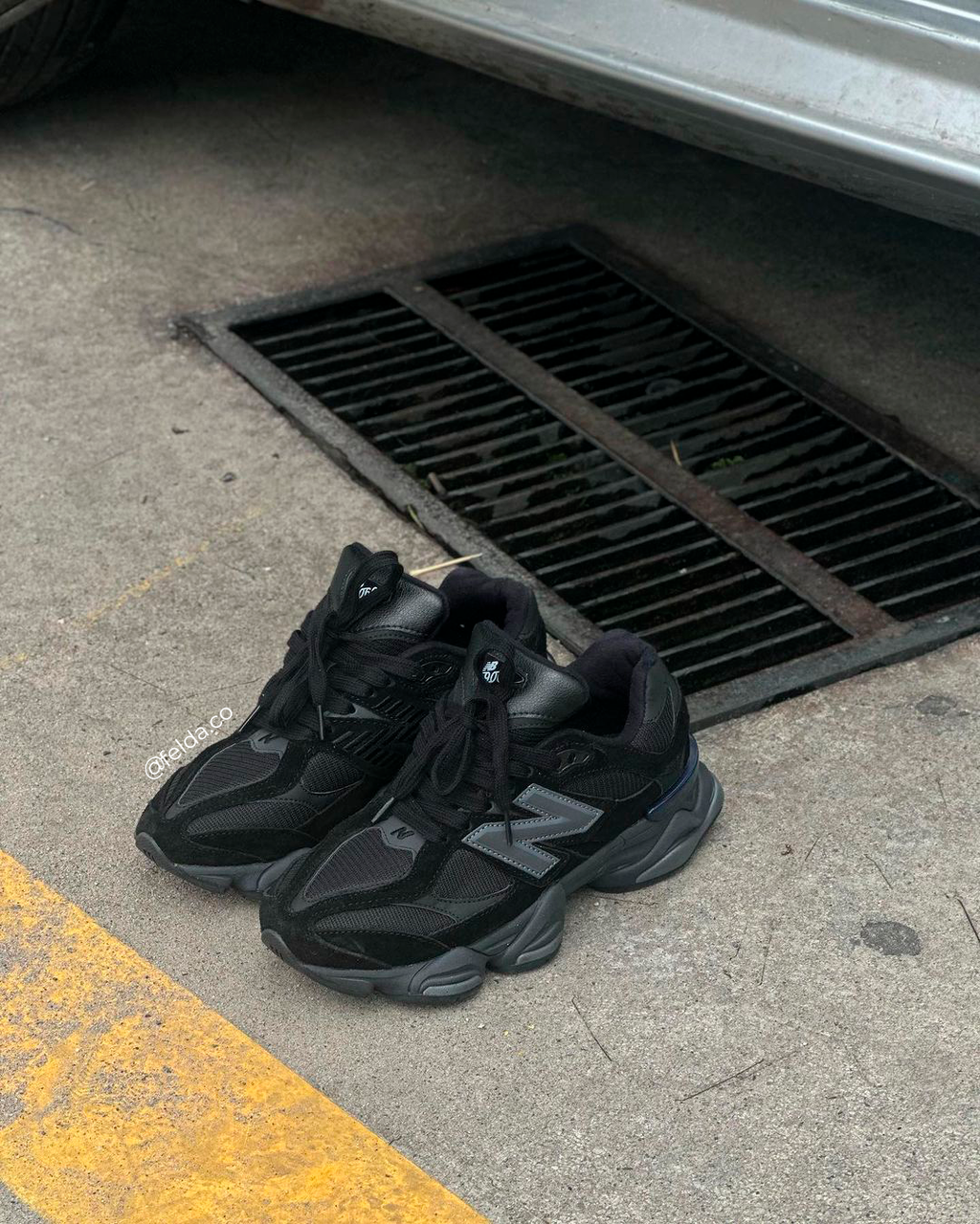 New Balance 9060 "Triple Black"