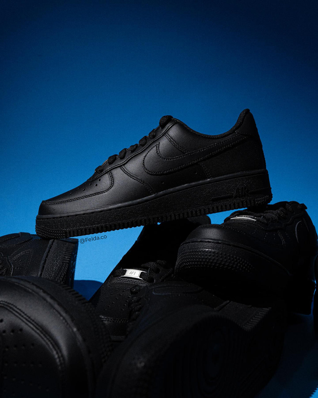 Nike Air Force 1 Black