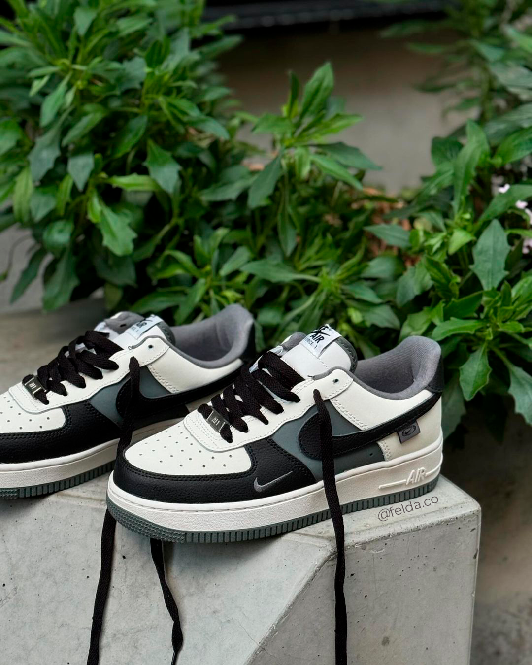 Nike Air Force 1 Play Low