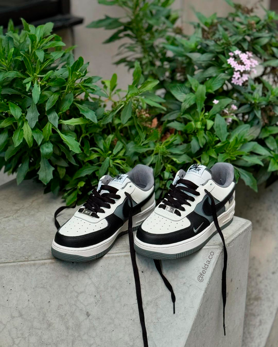 Nike Air Force 1 Play Low