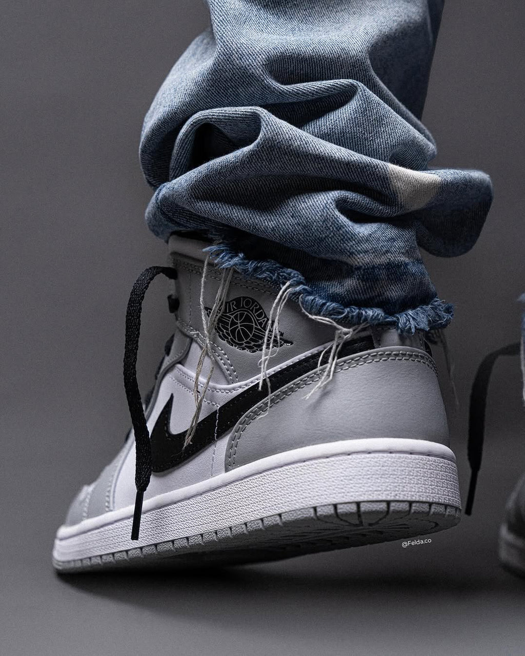 Nike Air Jordan 1 Retro Grey