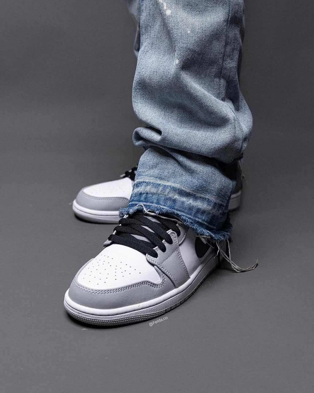 Nike Air Jordan 1 Retro Grey
