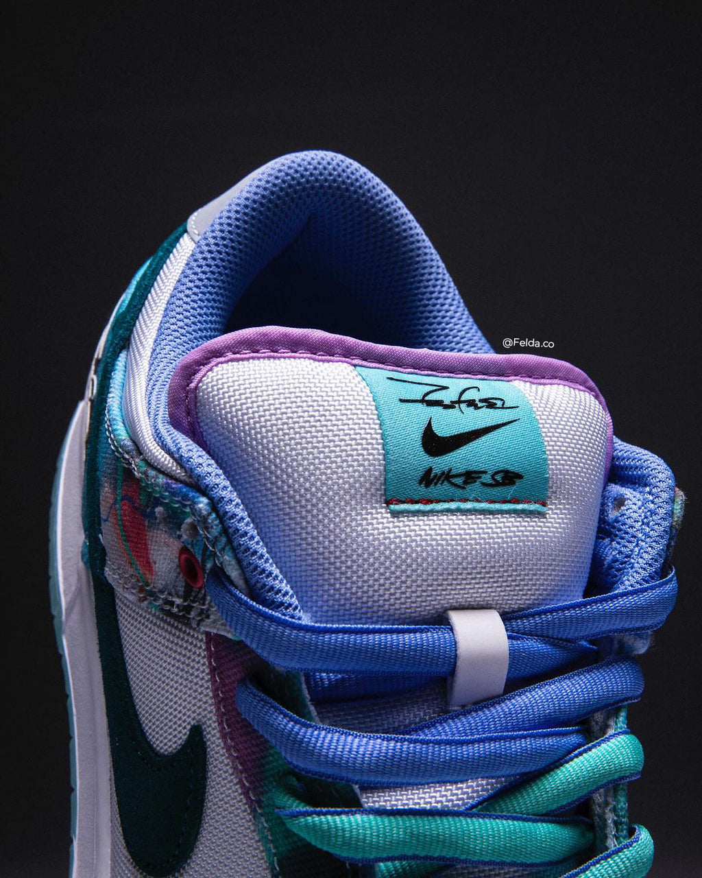 Nike SB Dunk Low Bleached Aqua de Nike x Futura