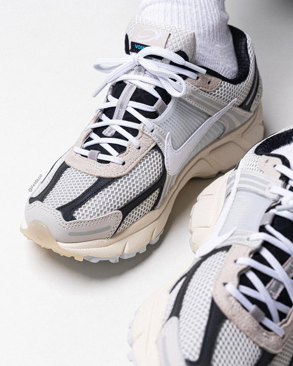 Nike Vomero 5 SuperSonic Light Bone