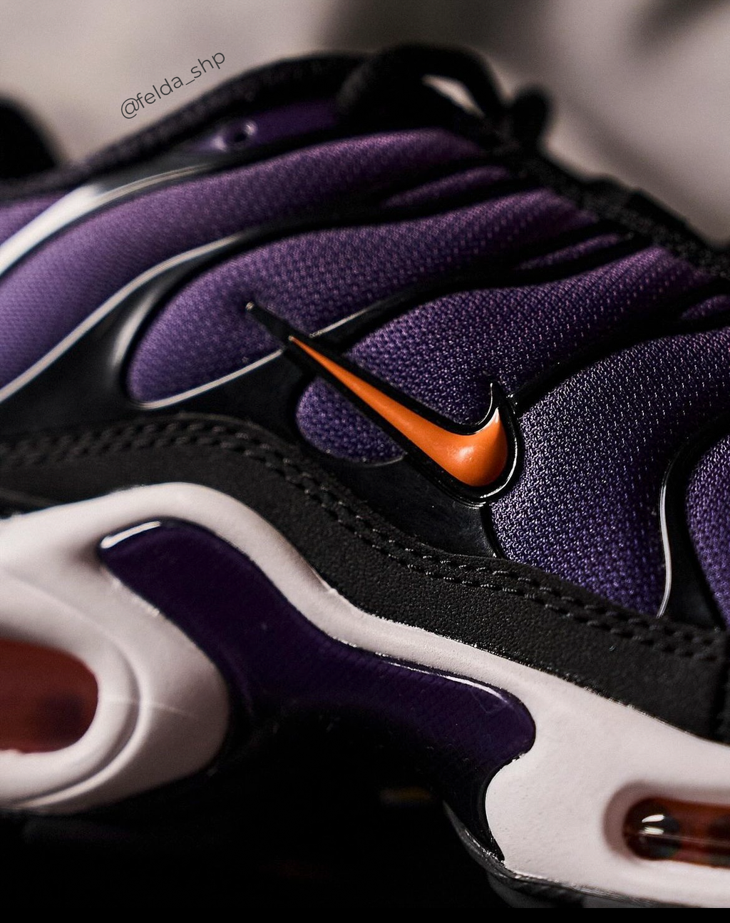 Nike Air Max OG Voltage Purple