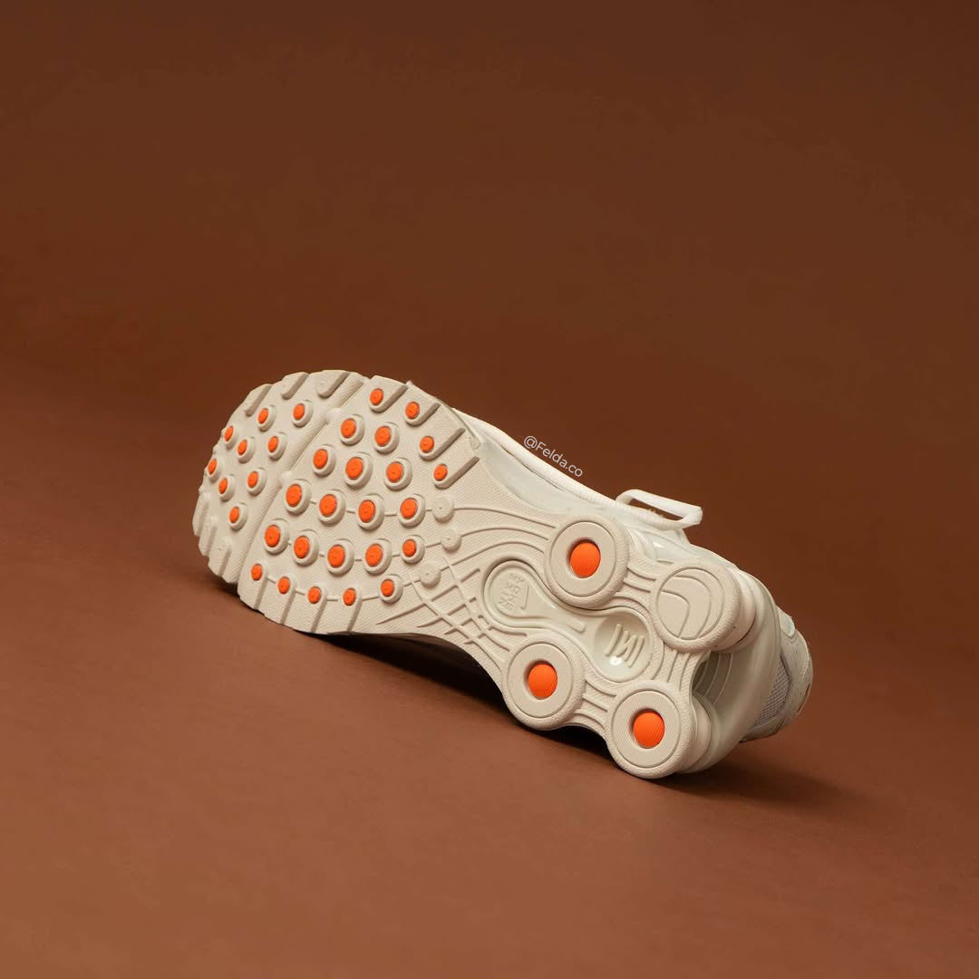 Nike Shox Ride 2 Light Bone and Turf Orange