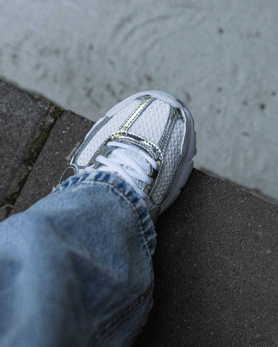 Nike Tenis Zoom Vomero 5 Chrome Toe