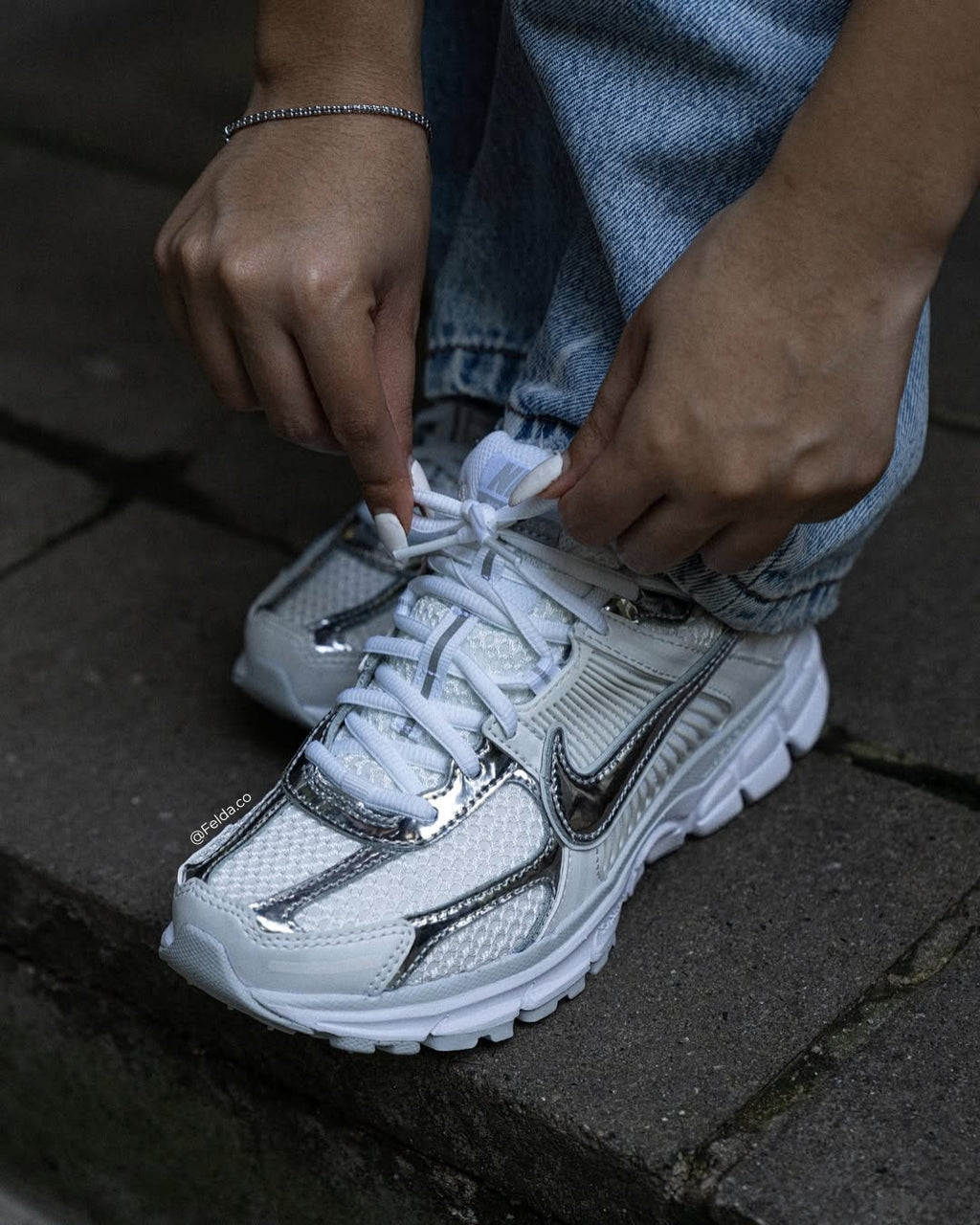 Nike Tenis Zoom Vomero 5 Chrome Toe