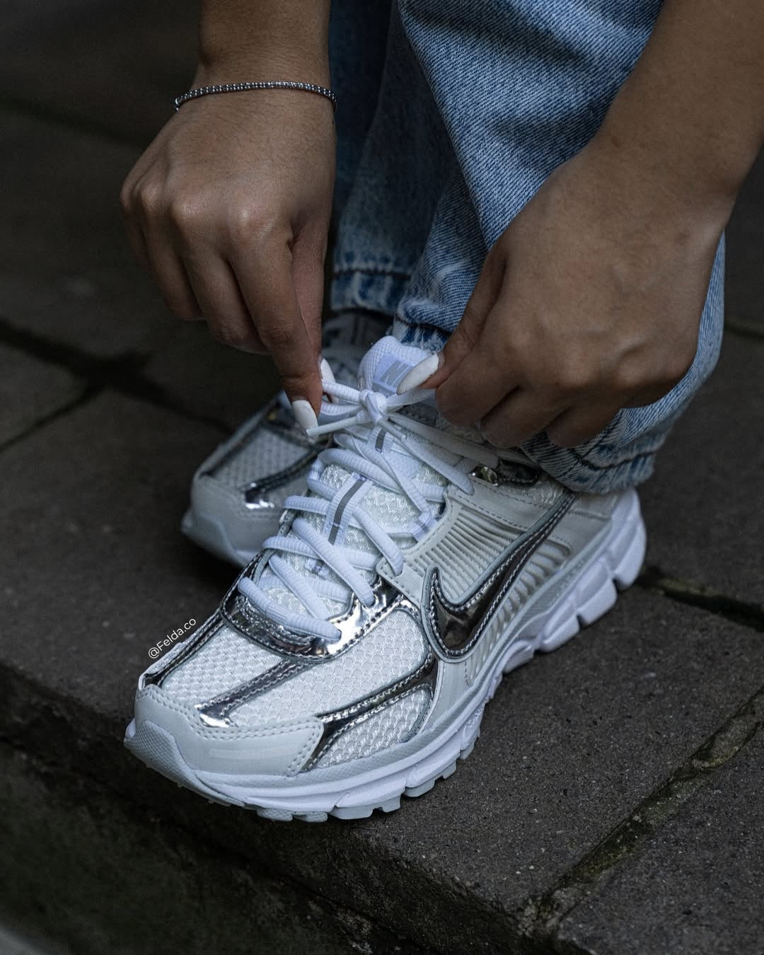 Nike Tenis Zoom Vomero 5 Chrome Toe