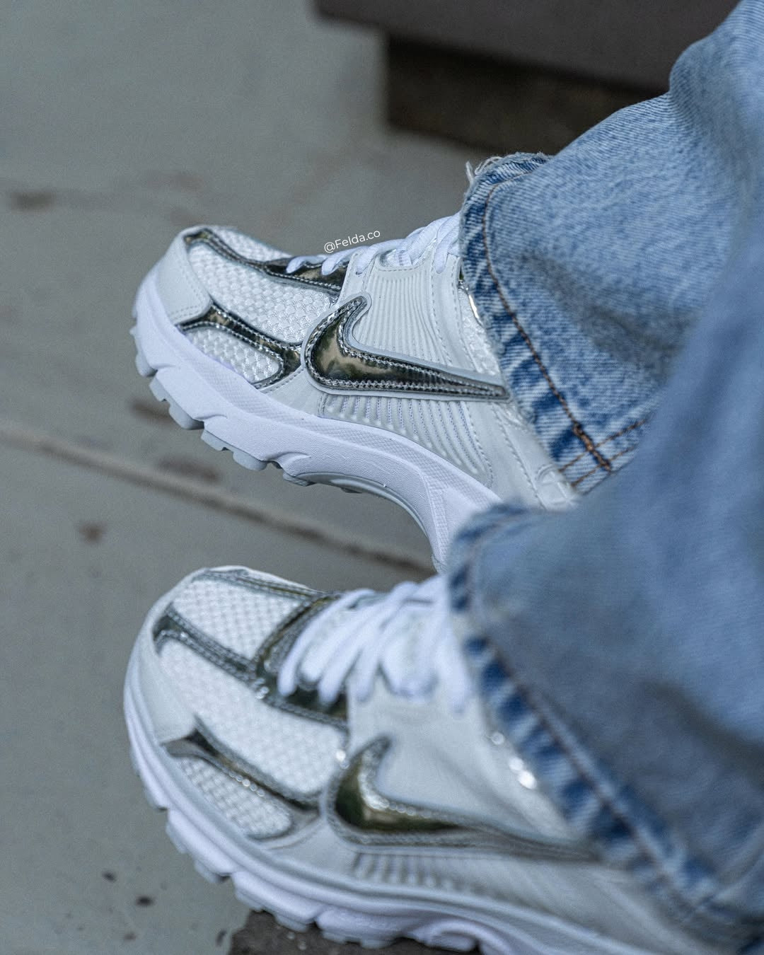 Nike Tenis Zoom Vomero 5 Chrome Toe