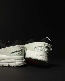 Nike Vomero 5 Roam Black Light Silver