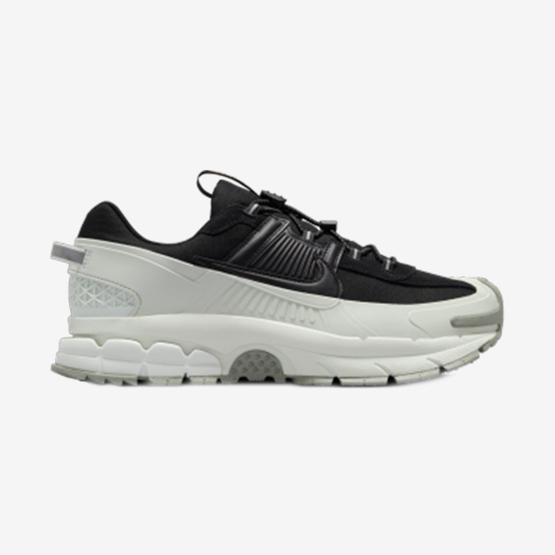 Nike Vomero 5 Roam Black Light Silver