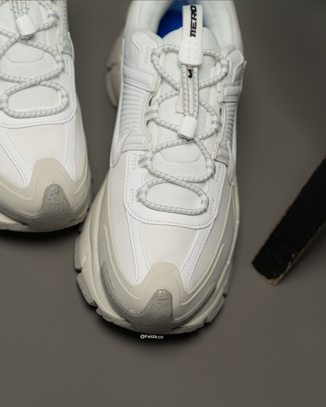 Nike Zoom Vomero 5 Roam