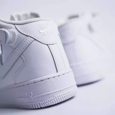Nike Air Force 1 Mid White
