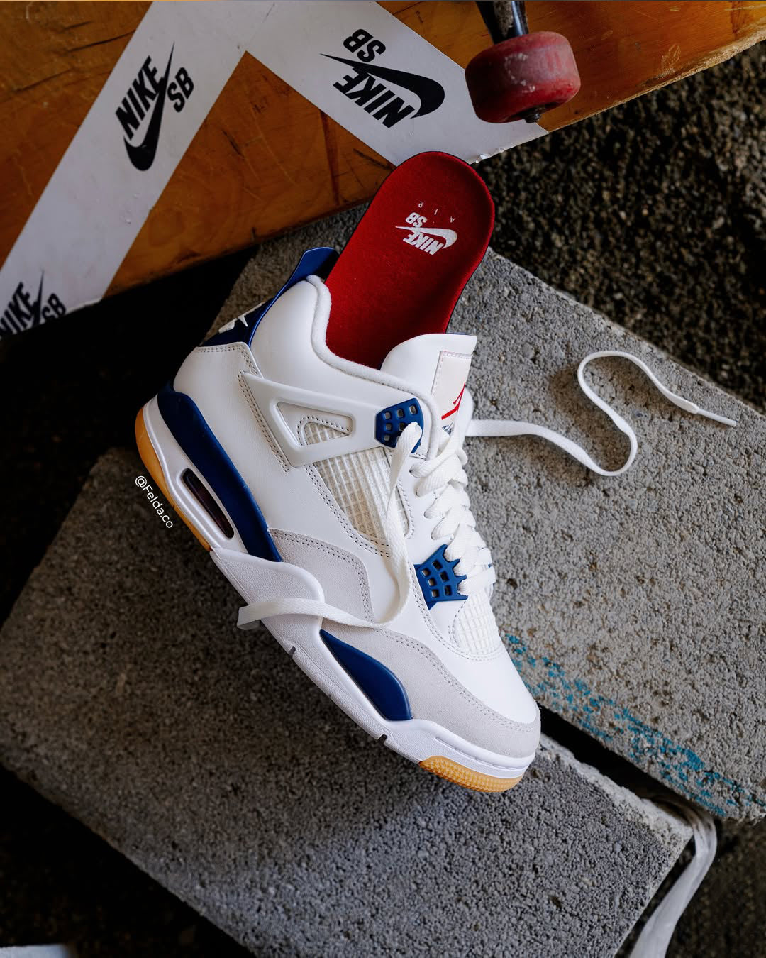 Nike Air Jordan SB Retro 4 Navy Blue Gum White