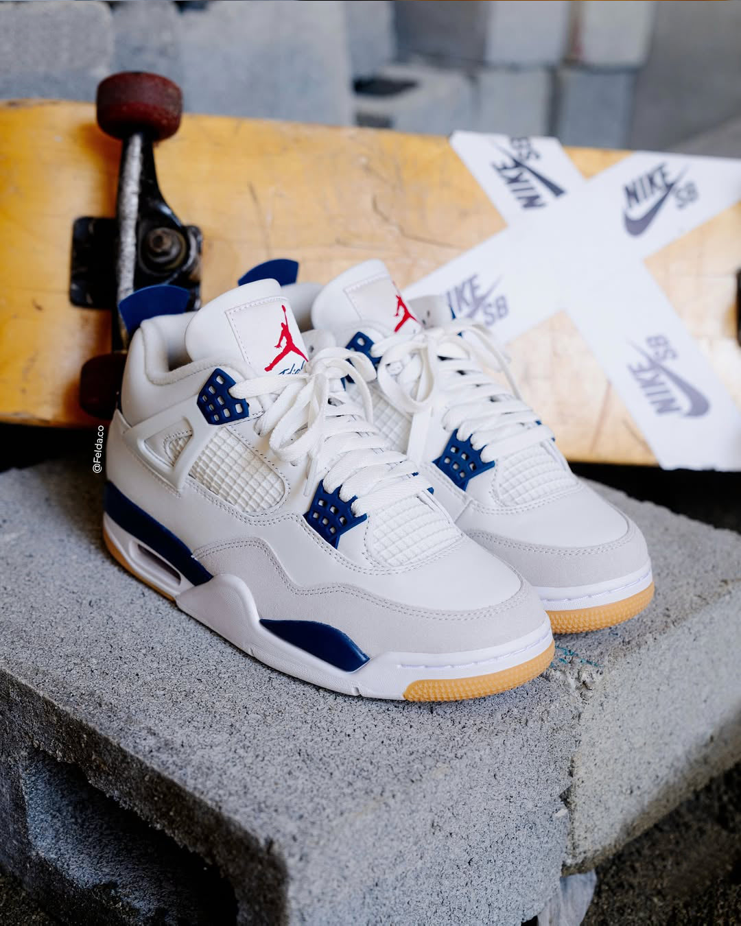 Nike Air Jordan SB Retro 4 Navy Blue Gum White