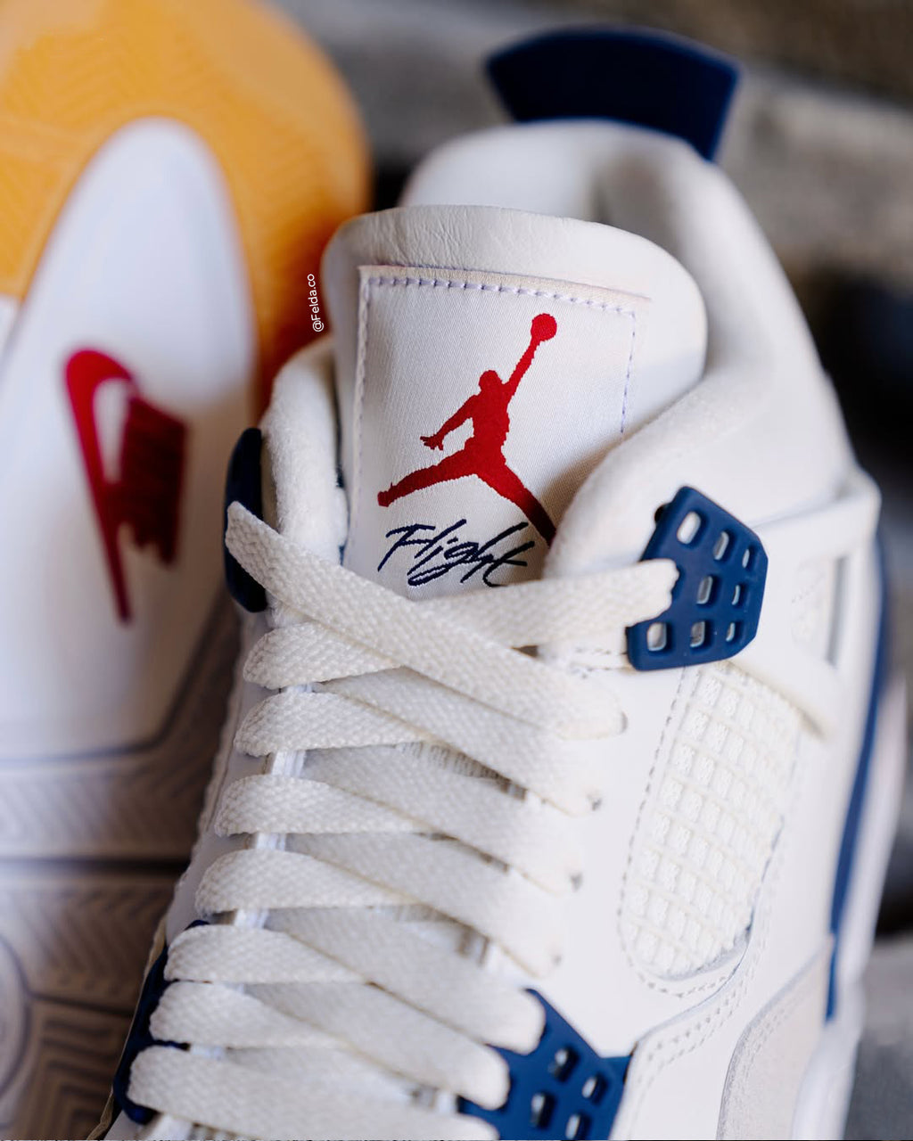 Nike Air Jordan SB Retro 4 Navy Blue Gum White