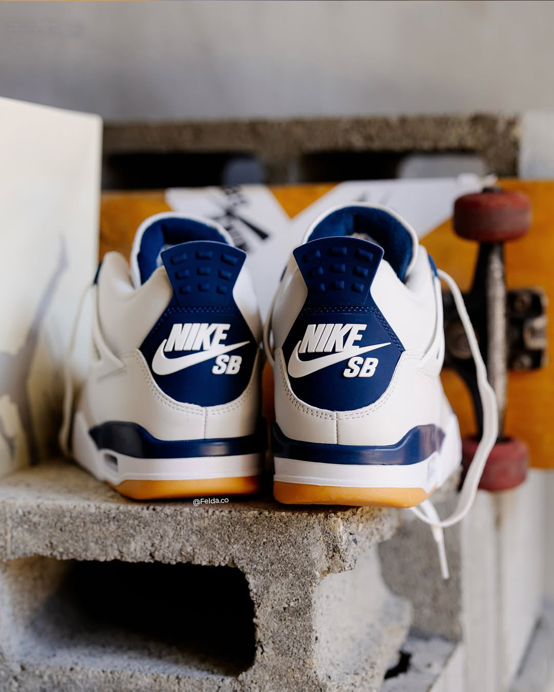 Nike Air Jordan SB Retro 4 Navy Blue Gum White