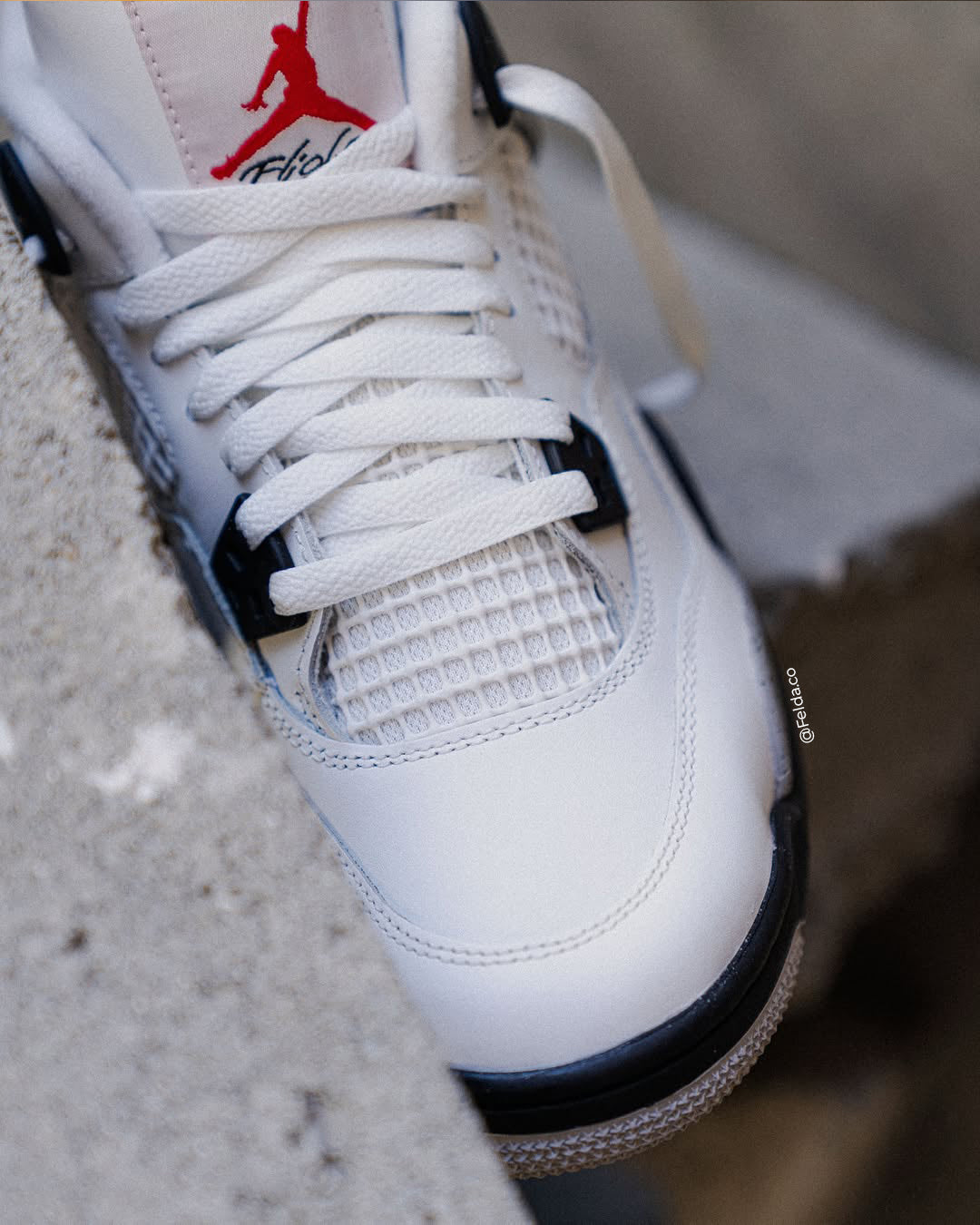 Nike Air Jordan SB Retro 4 Navy Blue Gum White