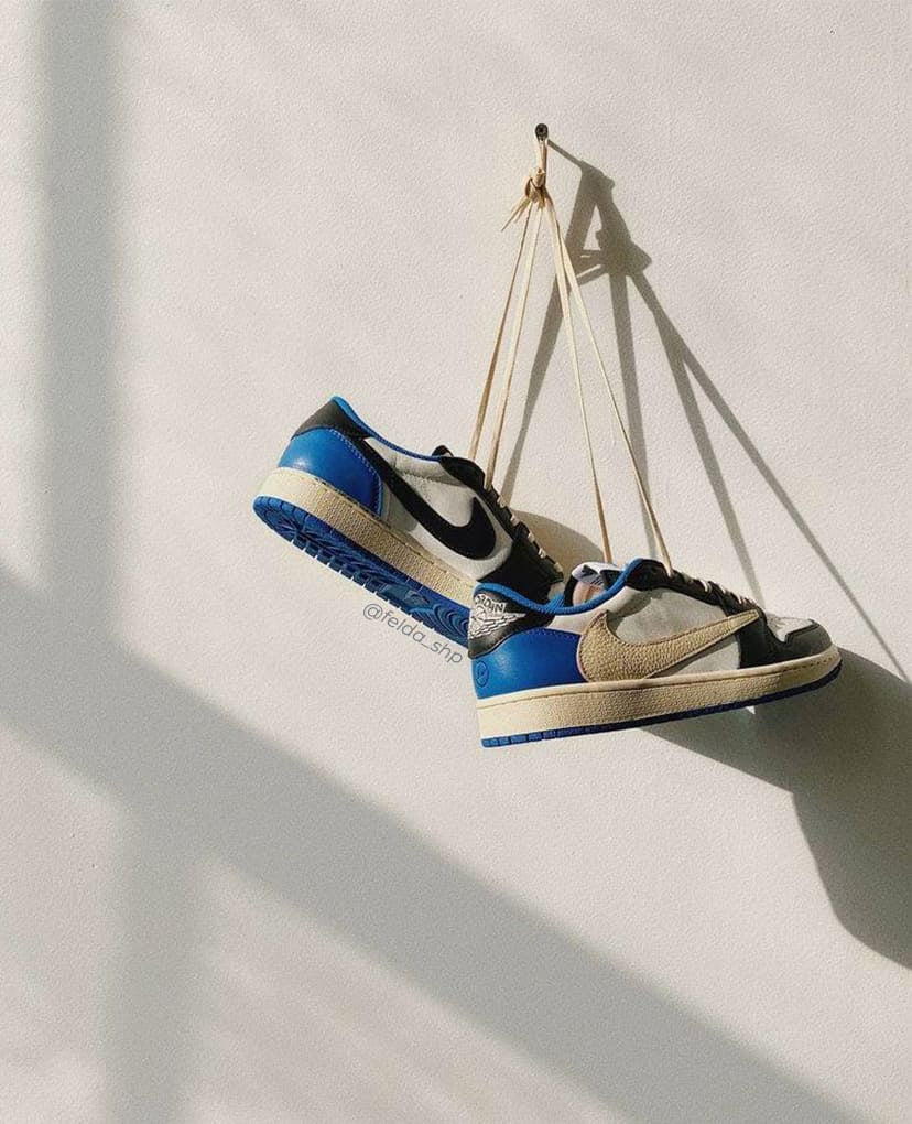 Nike Air Jordan 1 Low Fragment x Travis Scott