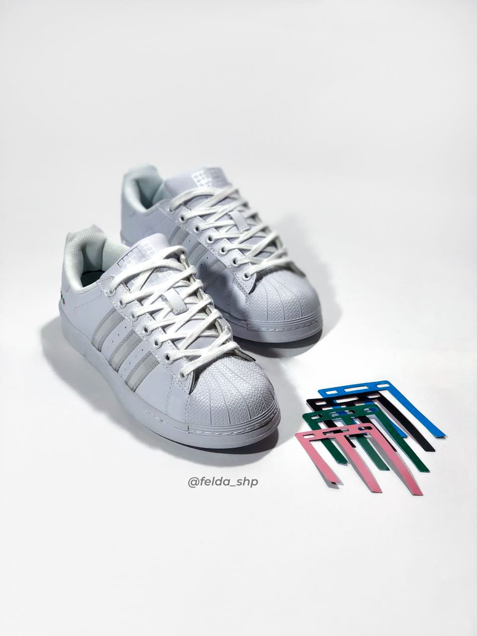 Adidas Superstar Adicolor