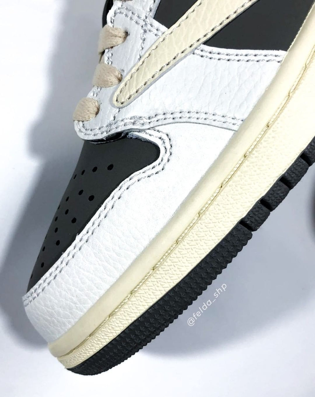 Jordan Travis Reverse Mocha