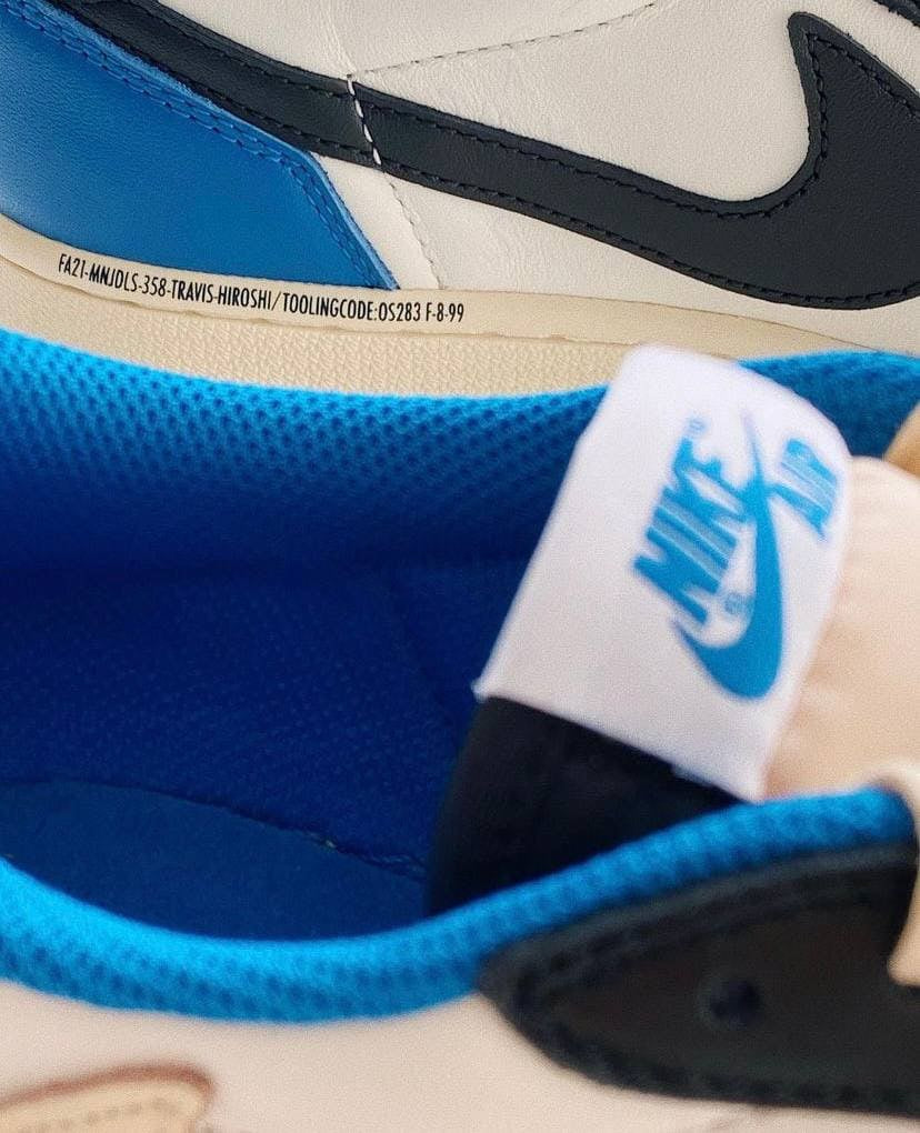 Nike Air Jordan 1 Low Fragment x Travis Scott
