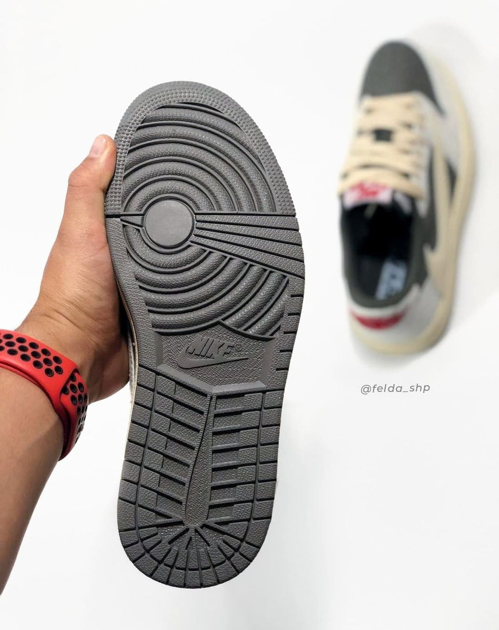 Jordan Travis Reverse Mocha