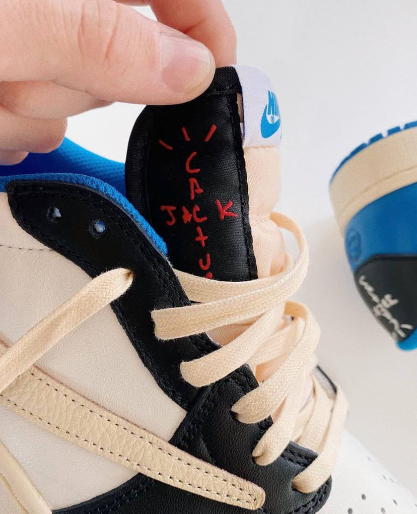 Nike Air Jordan 1 Low Fragment x Travis Scott