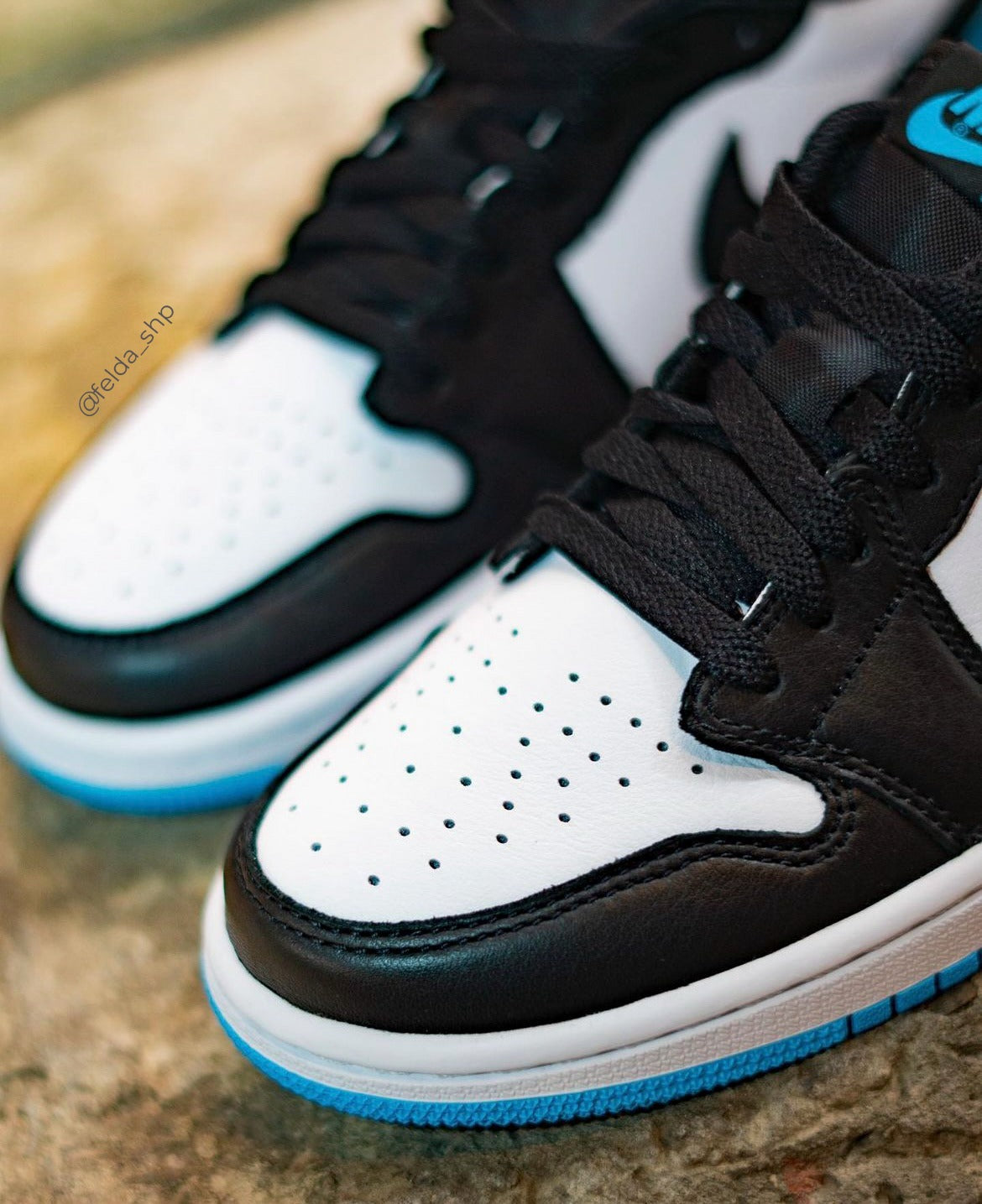 Jordan 1 Retro Low OG GS UNC