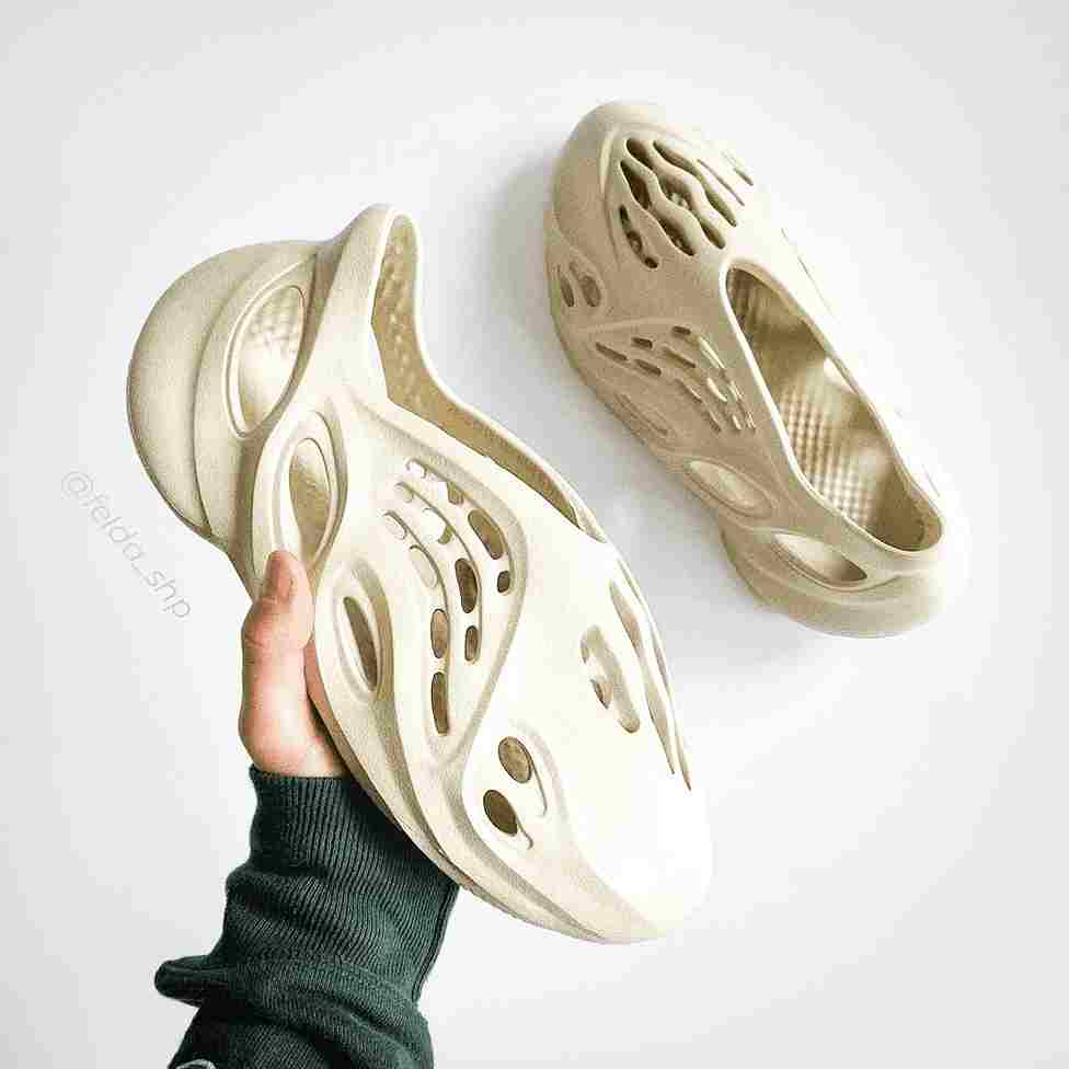 Adidas Yeezy Foam Runner