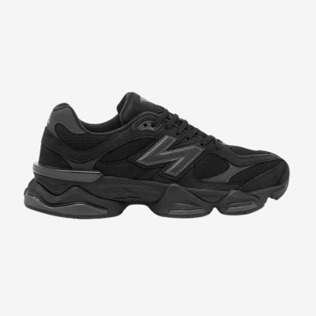 New Balance 9060 Triple Black
