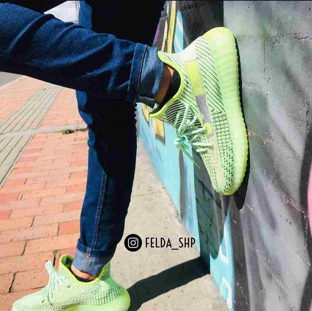 Adidas Yeezy Boost 350 V2 Glow In The Dark