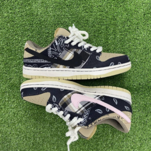 Nike SB Dunk Low Travis Scott