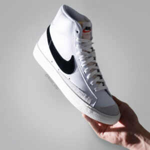 Nike Blazer Mid 77