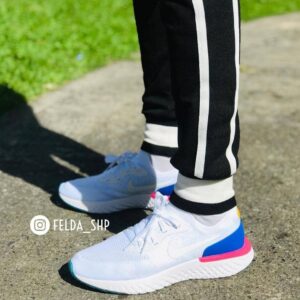 Nike Epic React Flyknit OG