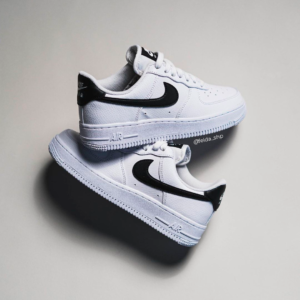 Nike Air Force One 07 Shoes White Black
