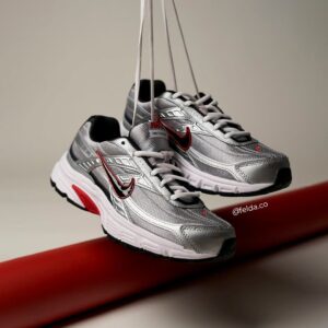 Nike Initiator Metallic Silver Red